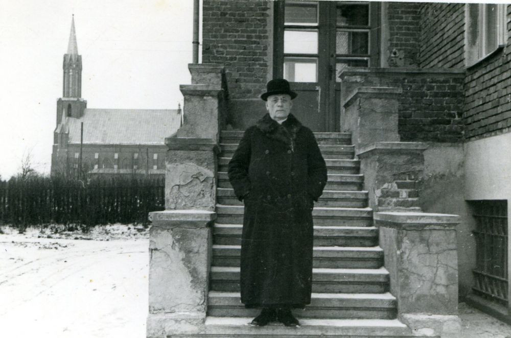 Palaimintasis Teofilius Matulionis. 1943 m. Kaišiadorių vyskupas