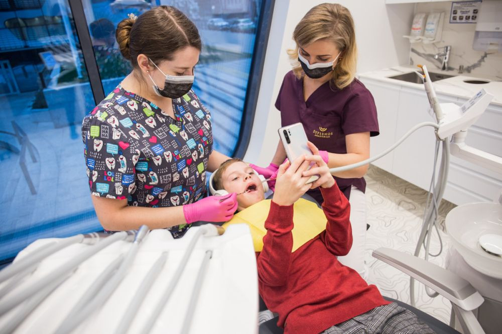 Gydytoja vaikų odontologė Simona Dauparė: ką daryti, kad vaikai nebijotų vizitų pas odontologą?