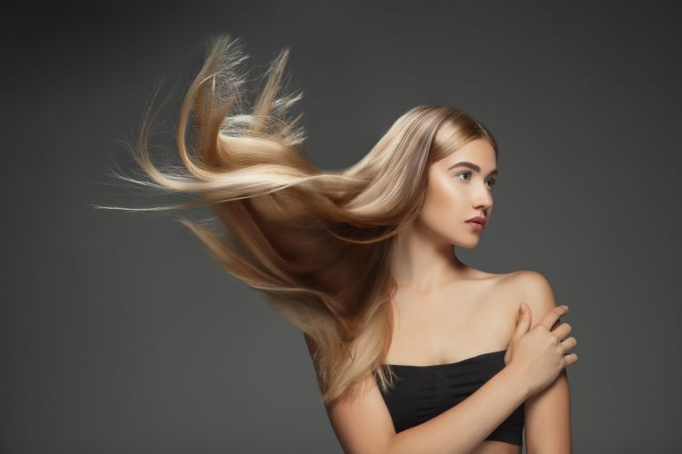 PRP – kovokite su plaukų slinkimu natūraliai