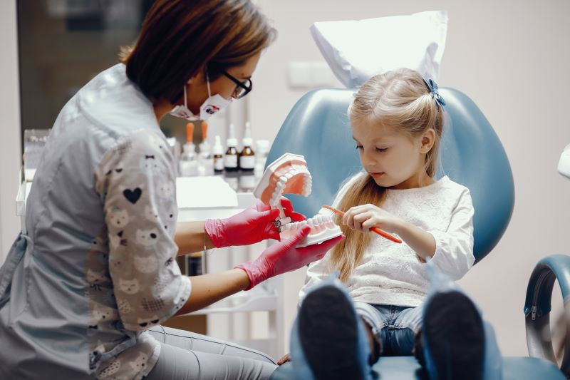 Vaikų dantų priežiūra: kodėl ji tokia svarbi?