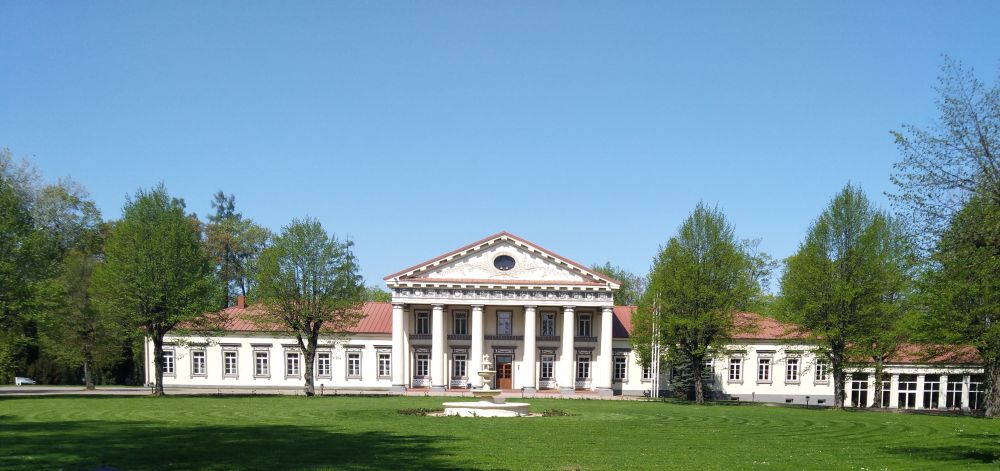 Taujėnų dvaras
