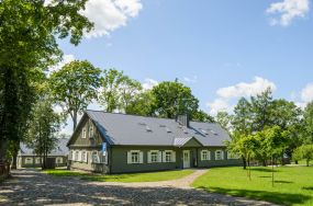 Anykščių dvarvietė ir senovės gyvenvietė
